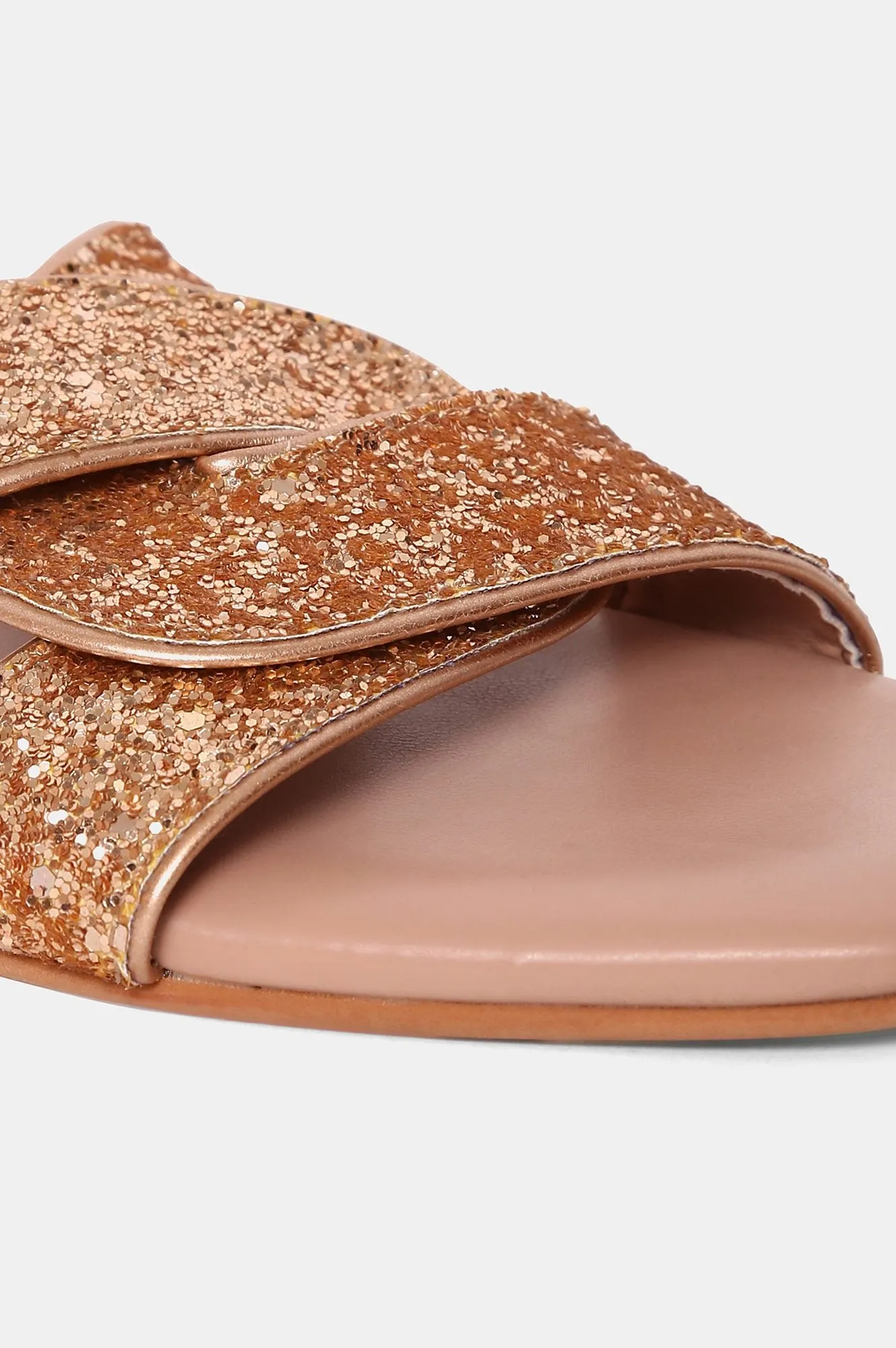 AURELIA ROSE GOLD Square Toe Flat-ZMAE