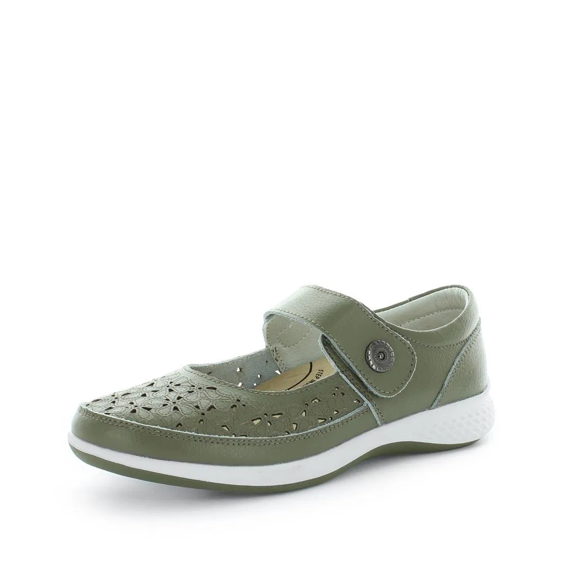 Cada Slip Ons