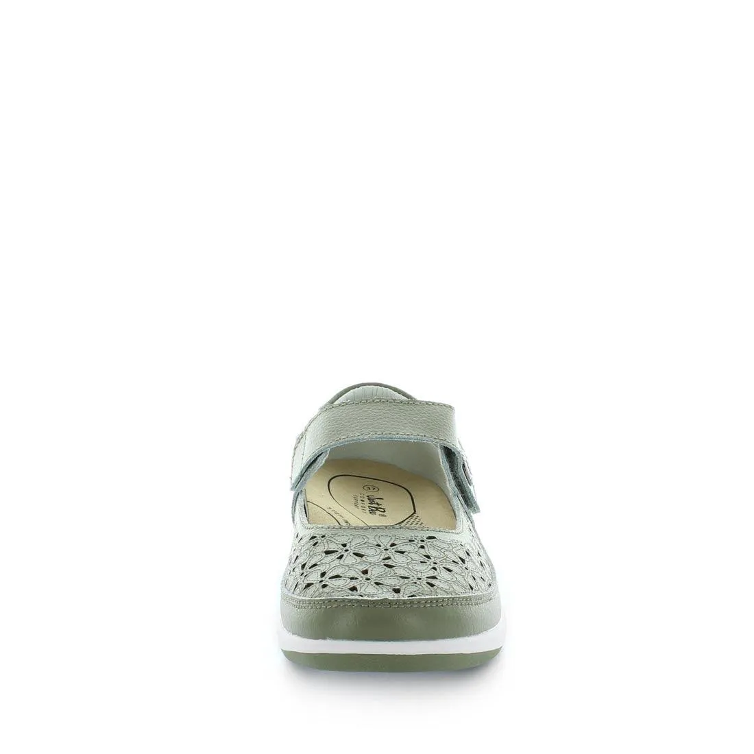 Cada Slip Ons