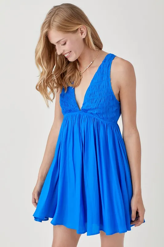 EFFORTLESS CHARM SMOCKED DRESS (BLUE)