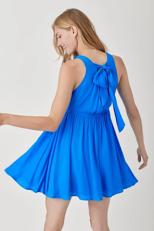 EFFORTLESS CHARM SMOCKED DRESS (BLUE)