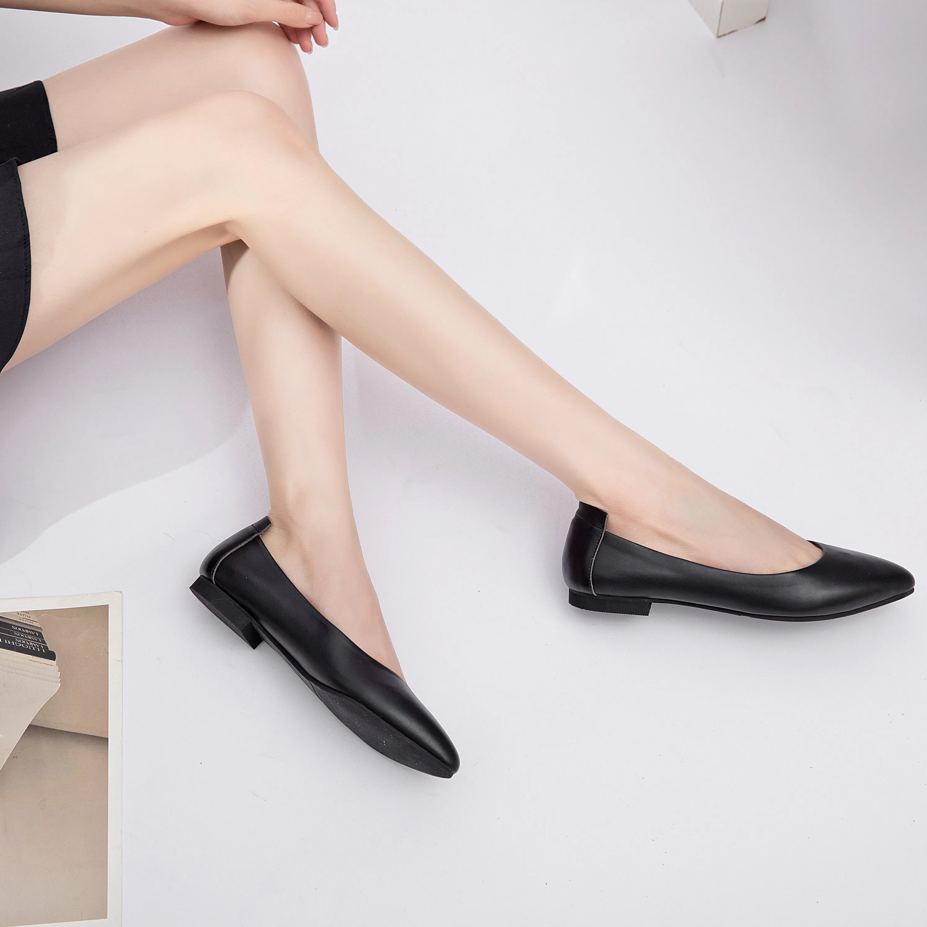 Extremely Soft Flats Shoes, Black