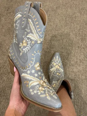 Madison Cowgirl Boots