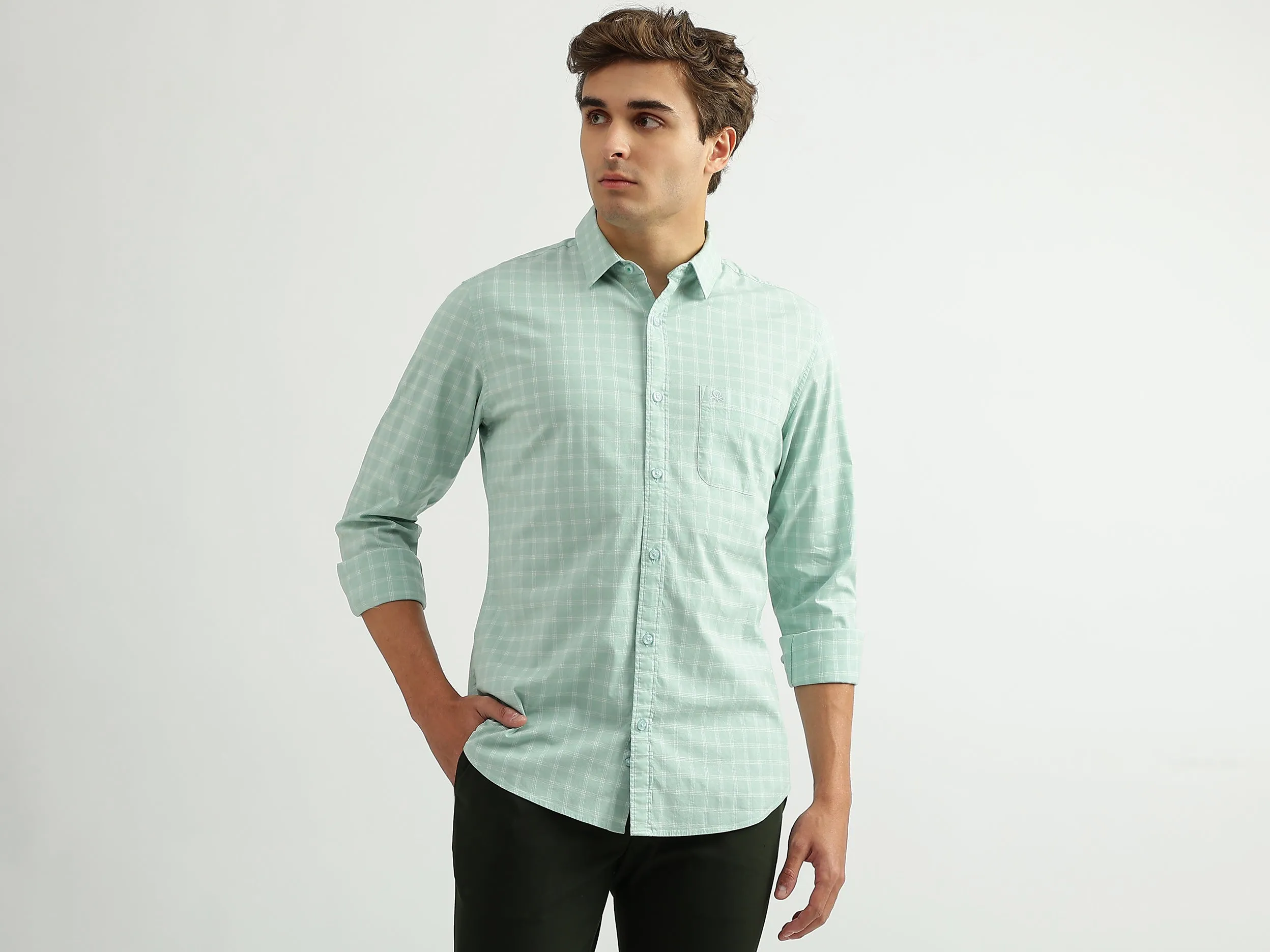 Men Checked Spread Collar Shirt