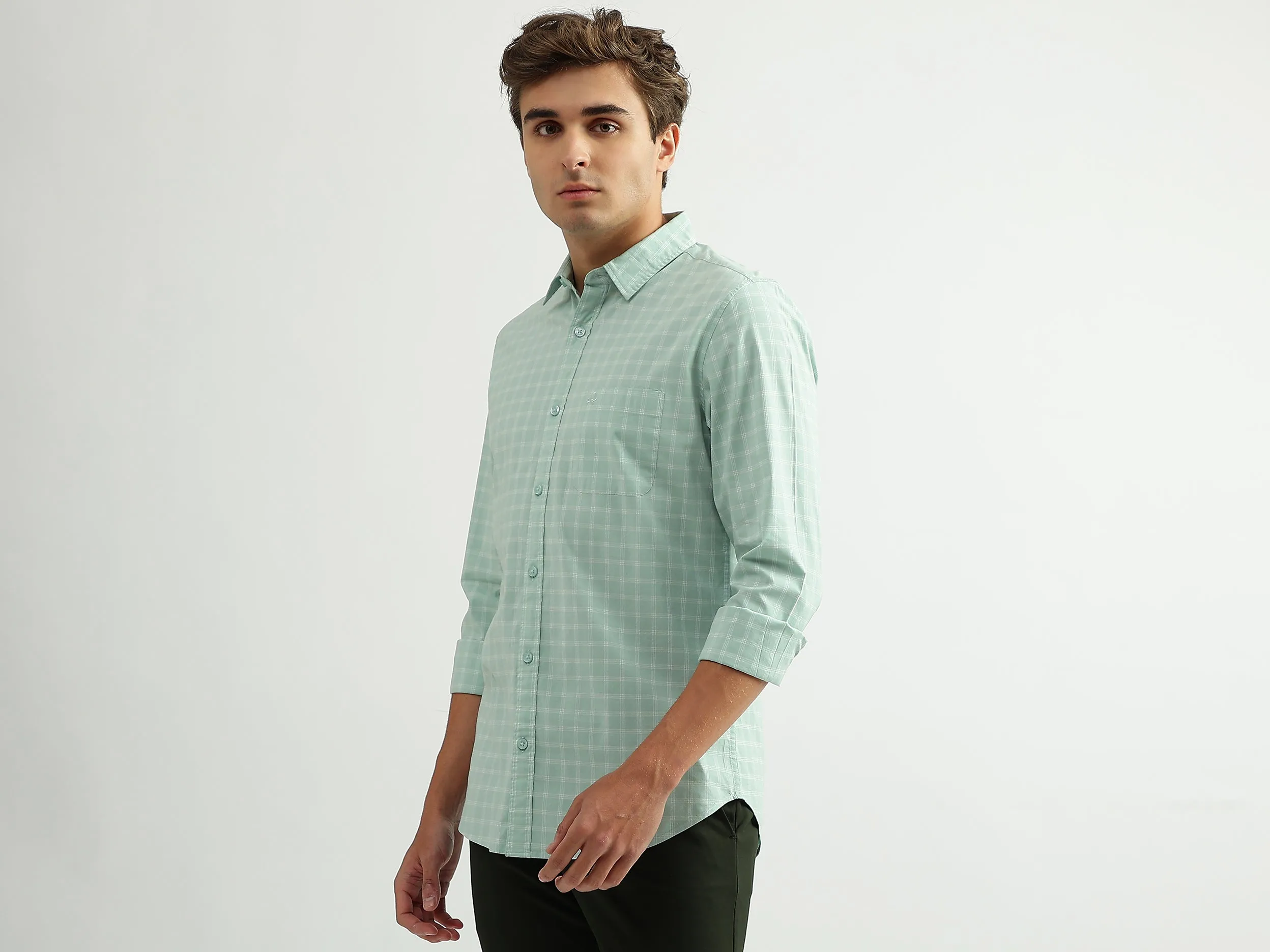 Men Checked Spread Collar Shirt