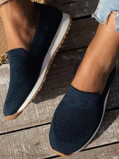 Mesh slip-ons met ronde neus
