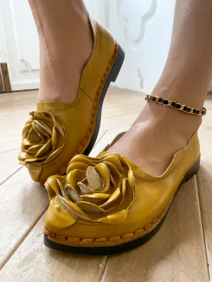 Rose Head Tassel-Accent Joyce Loafers