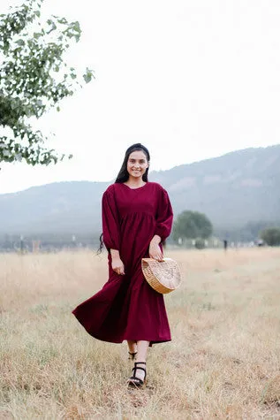 Season Abroad Dress (2 Colors)