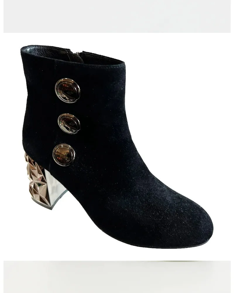 Vago Hevontte Black Suede Leather Ankle Boots