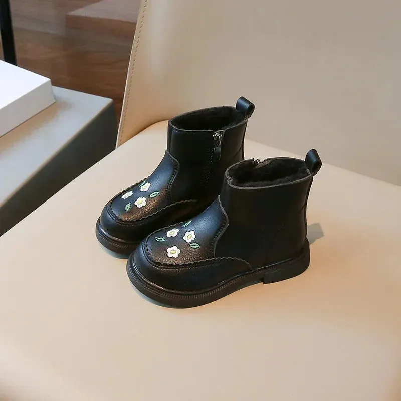 Warm And Comfy - Children's Boots With Floral Embroidery And Zip